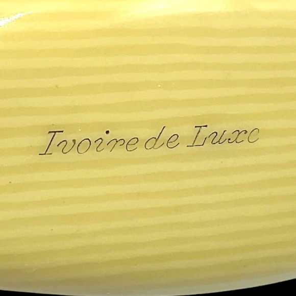 🌺Vintage French Ivory Brush & Comb - Picture 7 of 11